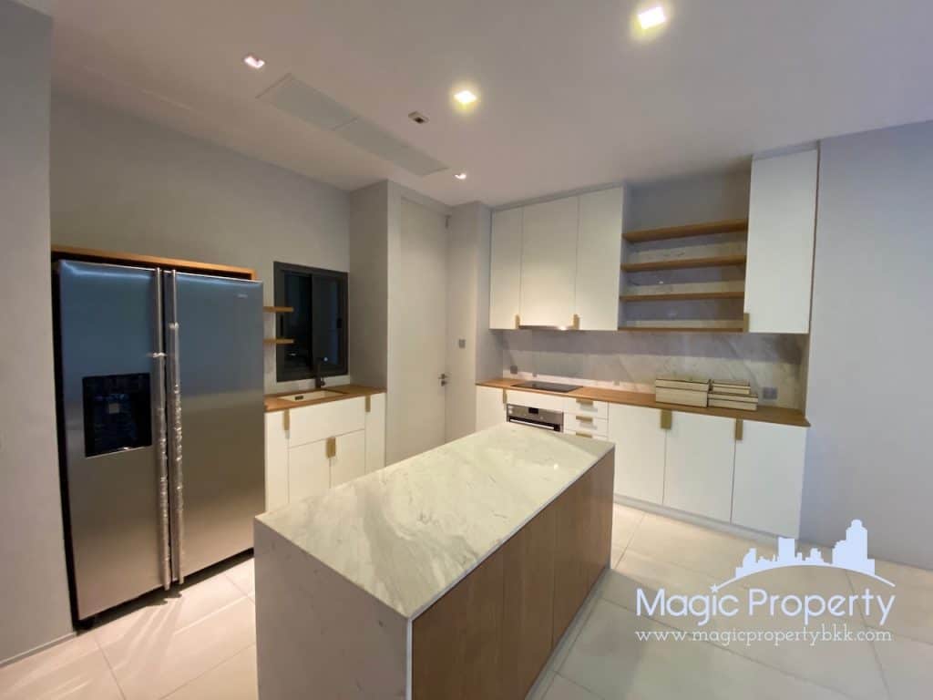 4 Bedrooms Single House For Sale in The Honor Single House Project, Khlong Chaokhunsing, Wang Thonglang, Bangkok 10310