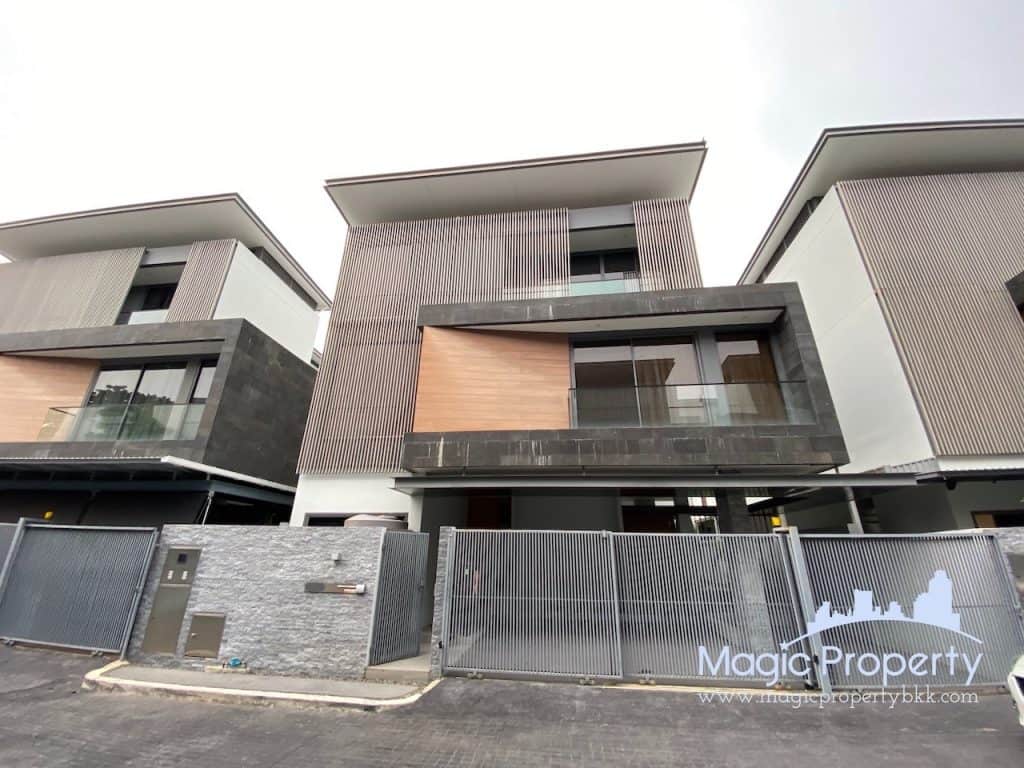 4 Bedrooms Single House For Sale in The Honor Single House Project, Khlong Chaokhunsing, Wang Thonglang, Bangkok 10310