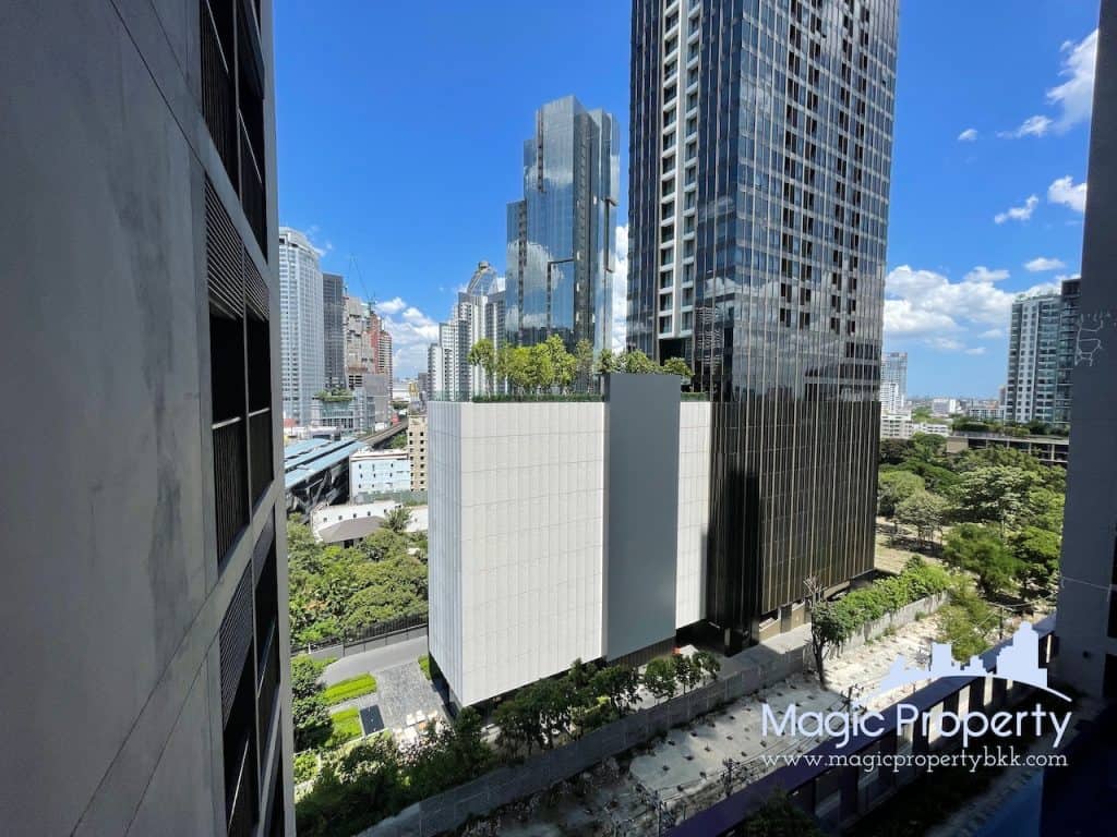 Studio For Rent in Noble Remix Condominium. Located at Sukhumvit Road, Khlong Tan, Khlong Toei, Bangkok. Near BTS Thonglor...