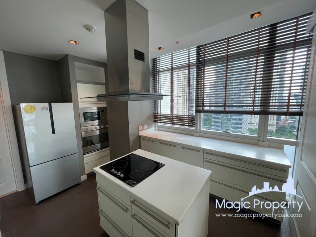 3 Bedroom For Rent in Athenee Residence Condominium, Lumphini, Pathum Wan, Bangkok