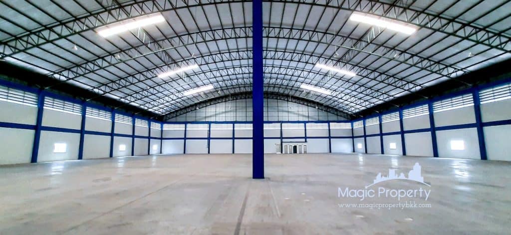 Warehouse For Rent Bang Phriang, Bang Bo, Samut Prakan Property Code MGP636 Dimension 48 X 78 Meters Area 3816 Sq.m Span 24 Meters Floor Load 3 Tons Clear height 8.2 Meters and highest 16 Meters Number of Dock 5 Number of Ramp 1 Deposit 3 months and 1 month advance Rental Minimum 3 years Contract Rental 120.THB/Sq.m Rental Price 457,920.THB/Month