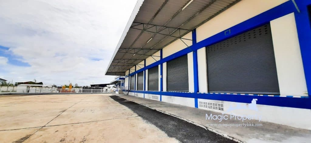 Warehouse For Rent Bang Phriang, Bang Bo, Samut Prakan Property Code MGP636 Dimension 48 X 78 Meters Area 3816 Sq.m Span 24 Meters Floor Load 3 Tons Clear height 8.2 Meters and highest 16 Meters Number of Dock 5 Number of Ramp 1 Deposit 3 months and 1 month advance Rental Minimum 3 years Contract Rental 120.THB/Sq.m Rental Price 457,920.THB/Month