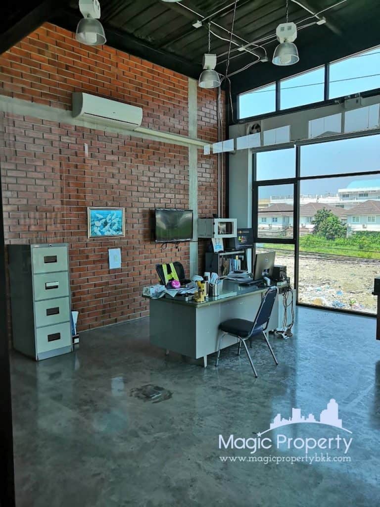 Commercial Space / Factory For Sale in Bang Pla, Bang Phli, Samut Prakan 10540. Land Size 6 Rai 31 Sq.wah...