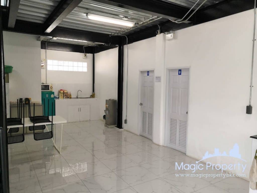Commercial Space / Factory For Sale in Bang Pla, Bang Phli, Samut Prakan 10540. Land Size 6 Rai 31 Sq.wah...