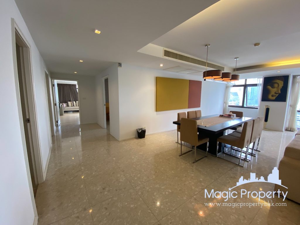5 Bedrooms Condominium For Sale in The Waterford Park Sukhumvit 53. Located at Soi Pai Di Ma Din Klang, Khwaeng Khlong Tan Nuea, Khet Watthana..