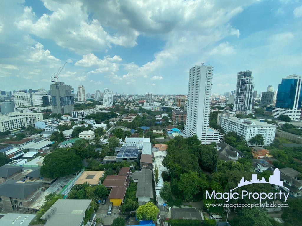 2 Bedroom For Rent in Quattro by  Sansiri condominium. Located at Soi Thong Lo 4, Khwaeng Khlong Tan Nuea, Khet Watthana, Bangkok 10110. Near BTS Thong Lo