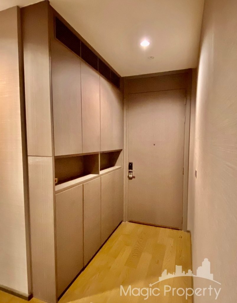 2 Bedroom Condominium For Sale in The Diplomat Sathorn. Located at Sathon road, Silom, Bang Rak, Bangkok 10500. Near BTS Surasak.