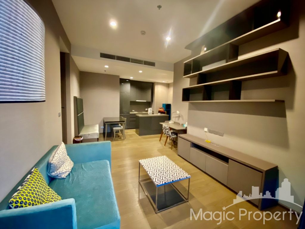 2 Bedroom Condominium For Sale in The Diplomat Sathorn. Located at Sathon road, Silom, Bang Rak, Bangkok 10500. Near BTS Surasak.