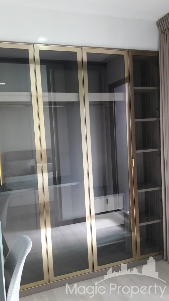 1 Bedroom condominium Size 35 Sqm For Rent in Life one Wireless Condominium. Located at Withayu Rd, Lumphini, Pathum Wan District, Bangkok...