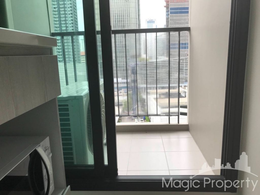 1 Bedroom Condominium for Rent in Life Asoke. Located at Asok Din Daeng road, Khwaeng Bang Kapi, Khet Huai Khawang, Bangkok 10310...