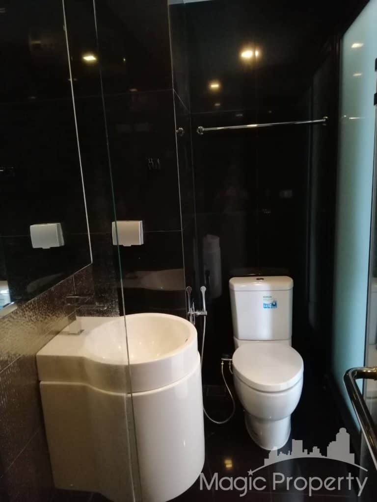 Studio For Rent in Rhythm Sukhumvit 36-38 Condominium. Located at Sukhumvit Rd, Khwaeng Phra Khanong, Khet Khlong Toei, Bangkok 10110.