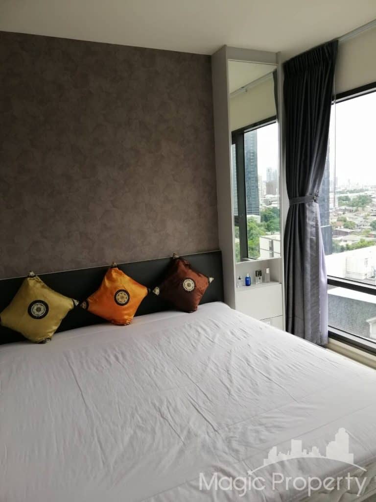 Studio For Rent in Rhythm Sukhumvit 36-38 Condominium. Located at Sukhumvit Rd, Khwaeng Phra Khanong, Khet Khlong Toei, Bangkok 10110.