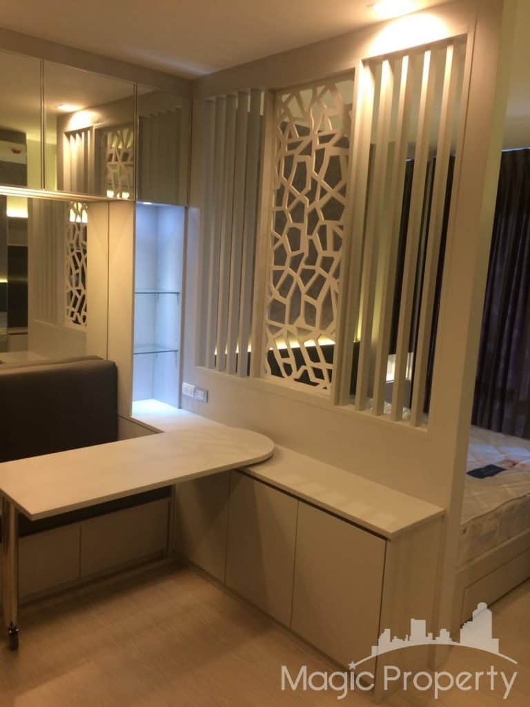 Studio For Rent in Rhythm Sukhumvit 36-38 Condominium. Located at Sukhumvit Rd, Khwaeng Phra Khanong, Khet Khlong Toei, Bangkok 10110.