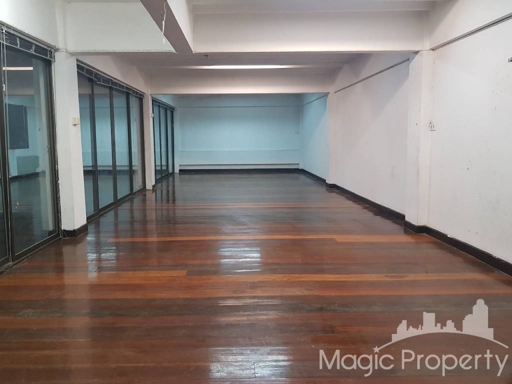 Commercial Building For Sale or Rent in Sukhumvit 101, Bang Chak, Phra Khanong, Bangkok. Near BTS Punnawithi
