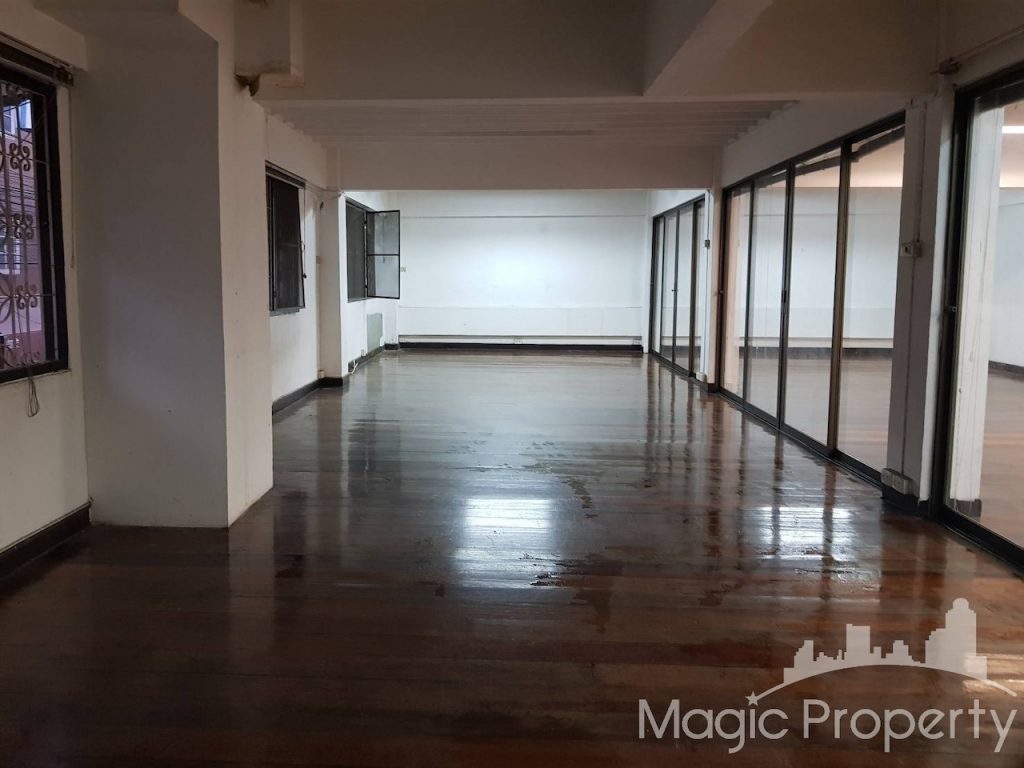 Commercial Building For Sale or Rent in Sukhumvit 101, Bang Chak, Phra Khanong, Bangkok. Near BTS Punnawithi