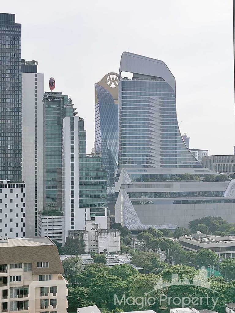 2 Bedroom Condominium For Rent in Life One Wireless. Located at Witthayu Road, Lumphini, Pathum Wan, Bangkok 10330. Near BTS Phloen Chit...