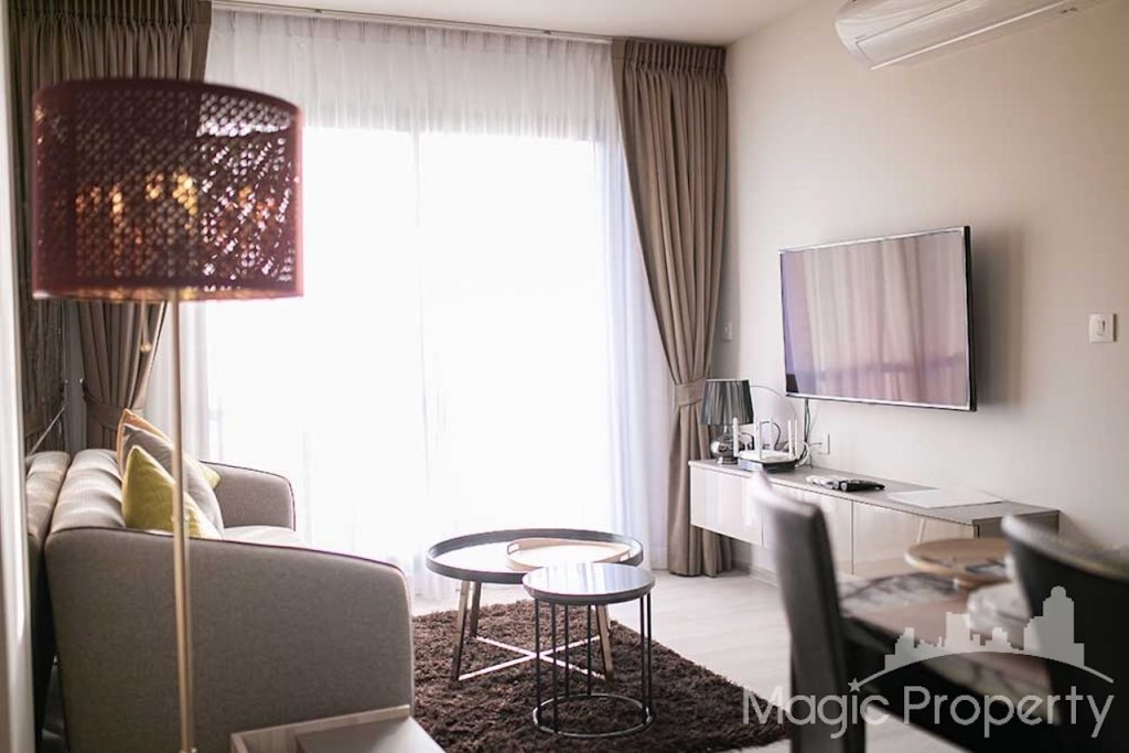 2 Bedroom Condominium For Rent in Life One Wireless. Located at Witthayu Road, Lumphini, Pathum Wan, Bangkok 10330. Near BTS Phloen Chit...