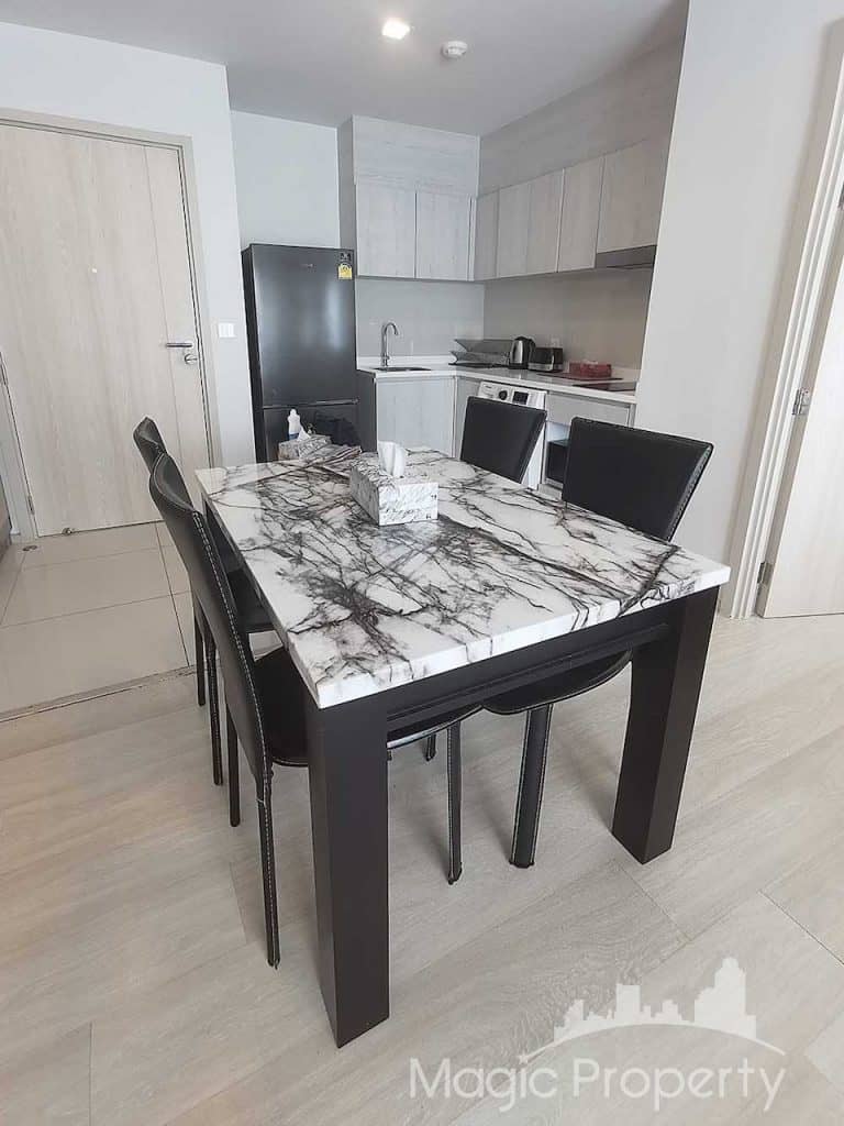 2 Bedroom Condominium For Rent in Life One Wireless. Located at Witthayu Road, Lumphini, Pathum Wan, Bangkok 10330. Near BTS Phloen Chit...