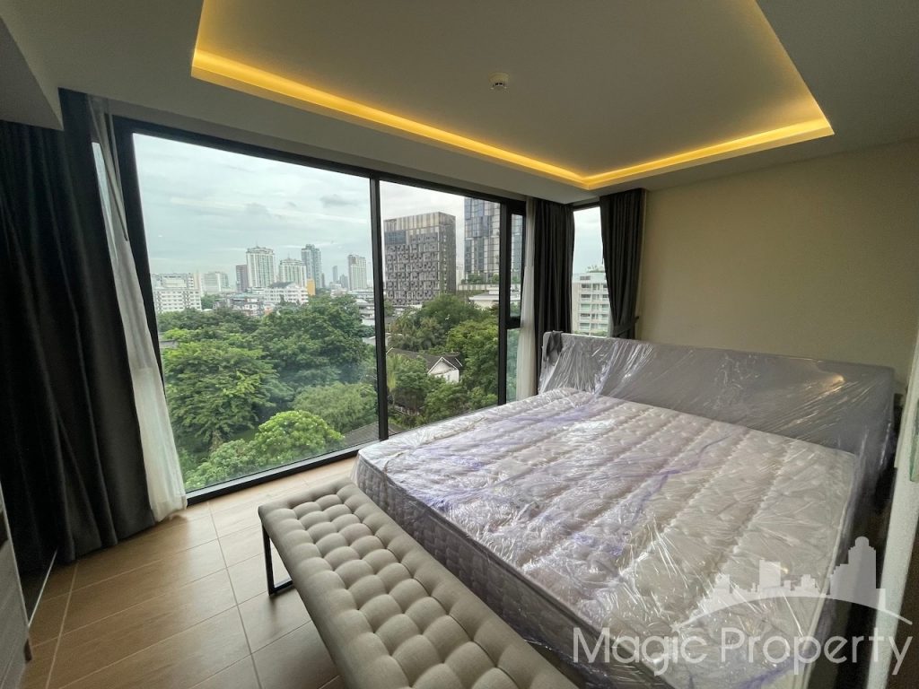 Brand New 2 Bedroom Condominium For Sale in URBITIA Thong Lo. Located Sukhumvit 36, Phra Khanong, Khlong Toei, Bangkok. Near BTS Thong Lo.