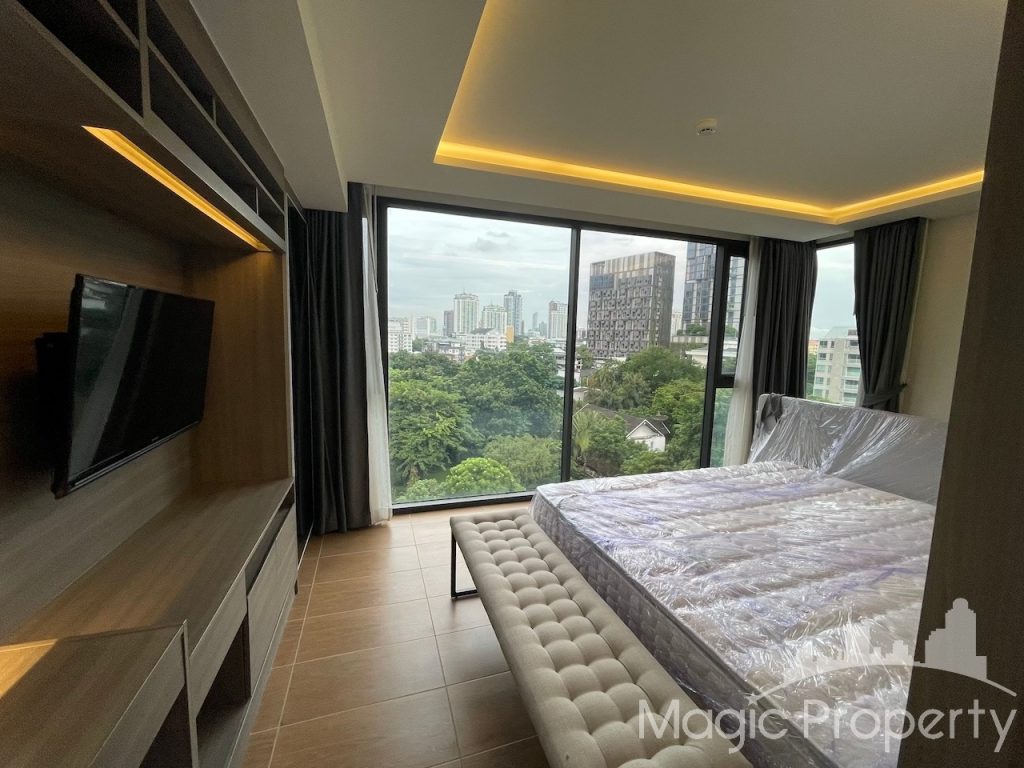 Brand New 2 Bedroom Condominium For Sale in URBITIA Thong Lo. Located Sukhumvit 36, Phra Khanong, Khlong Toei, Bangkok. Near BTS Thong Lo.