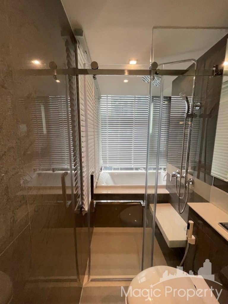 Brand New 2 Bedroom Condominium For Sale in URBITIA Thong Lo. Located Sukhumvit 36, Phra Khanong, Khlong Toei, Bangkok. Near BTS Thong Lo.