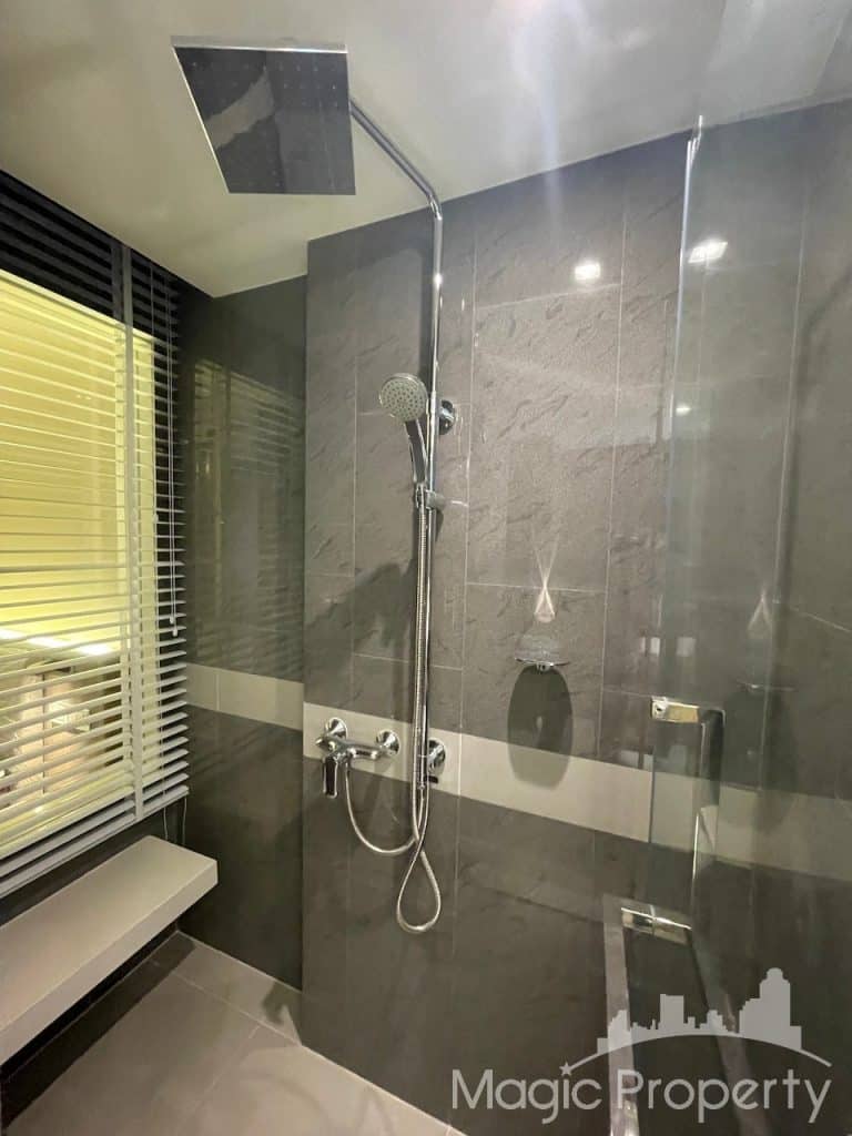 1 Bedroom Condominium For Sale in URBITIA Thong Lo Condominium. Located at Sukhumvit 36, Phra Khanong, Khlong Toei, Bangkok 10110, Thailand