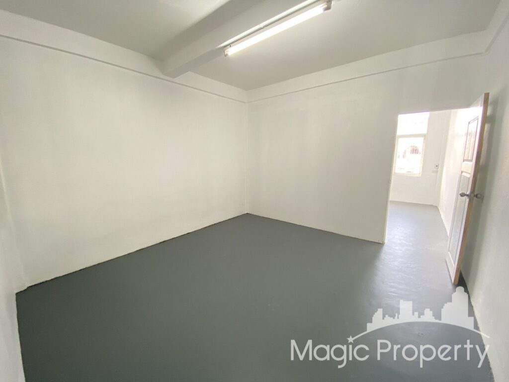 Property Image – Shophouse For Sale in Sukhumvit 71(Pridi 32)