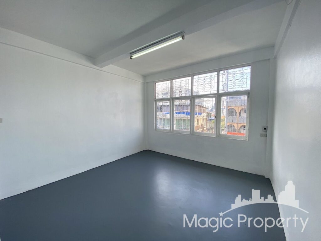 Property Image – Shophouse For Sale in Sukhumvit 71(Pridi 32)