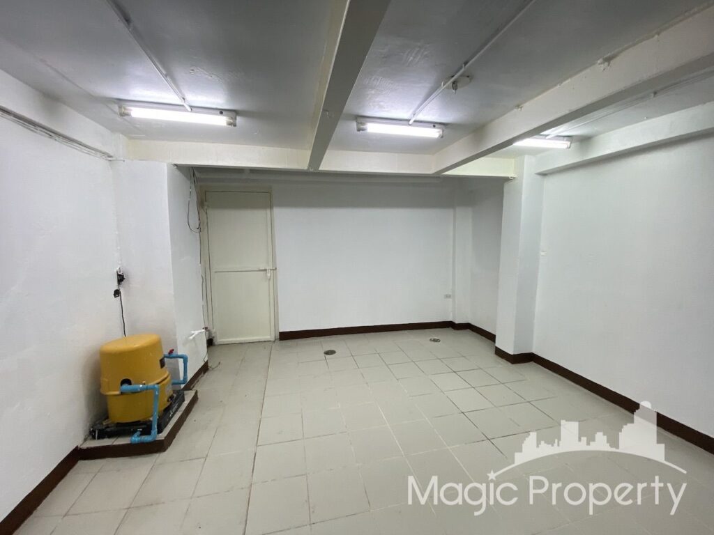 Property Image – Shophouse For Sale in Sukhumvit 71(Pridi 32)