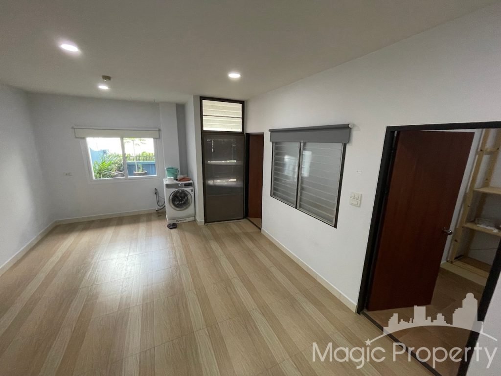 Property Image – Lotus Point Elegant Townhouse