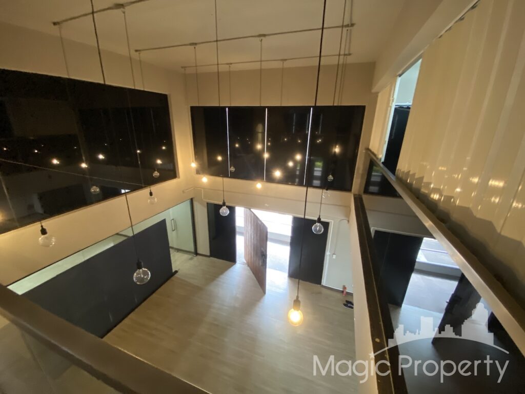 Property Image – Park Avenue Sukhumvit 63 (Ekkamai) Building For Sale