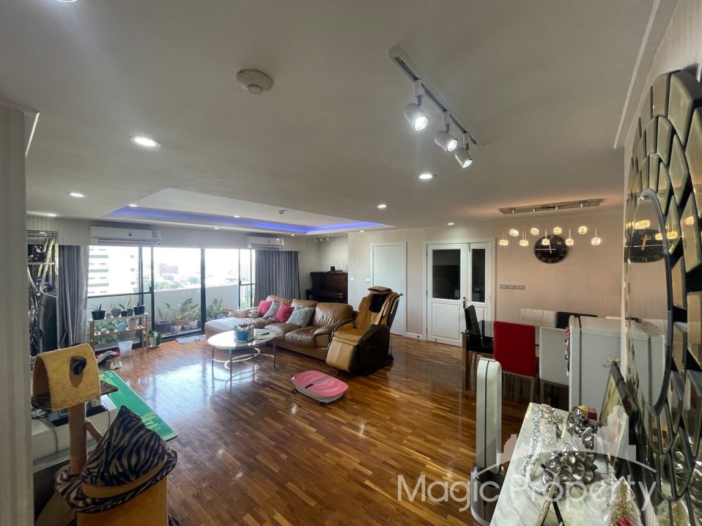 Property Image – Casa Viva Condominium