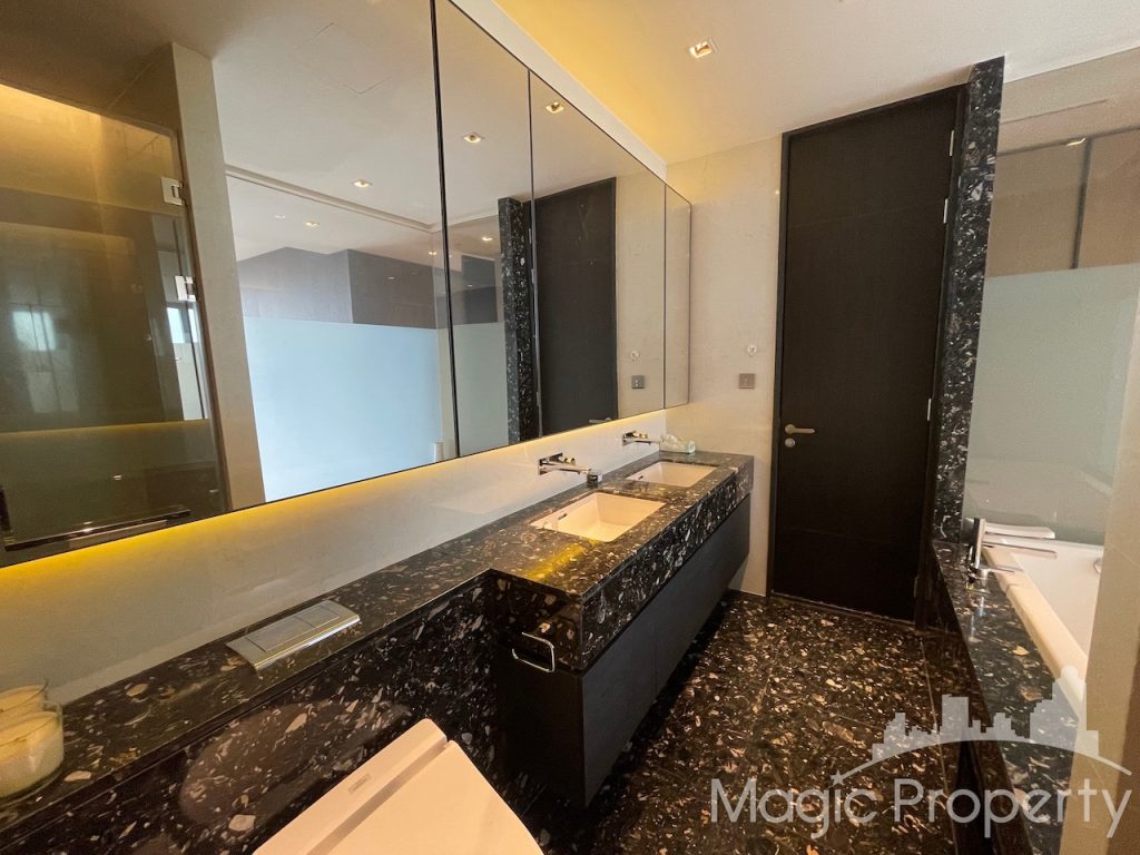2 Bedroom Condominium For Sale in BEATNIQ Sukhumvit 32, Khlong Tan, Khlong Toei, Bangkok