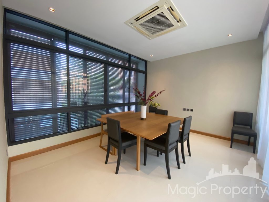 5 Bedrooms Single House For Rent in Parc Priva Single House Project. Located at Thiam Ruam Mit Road, Huai Khwang, Bangkok 10310, Thailand