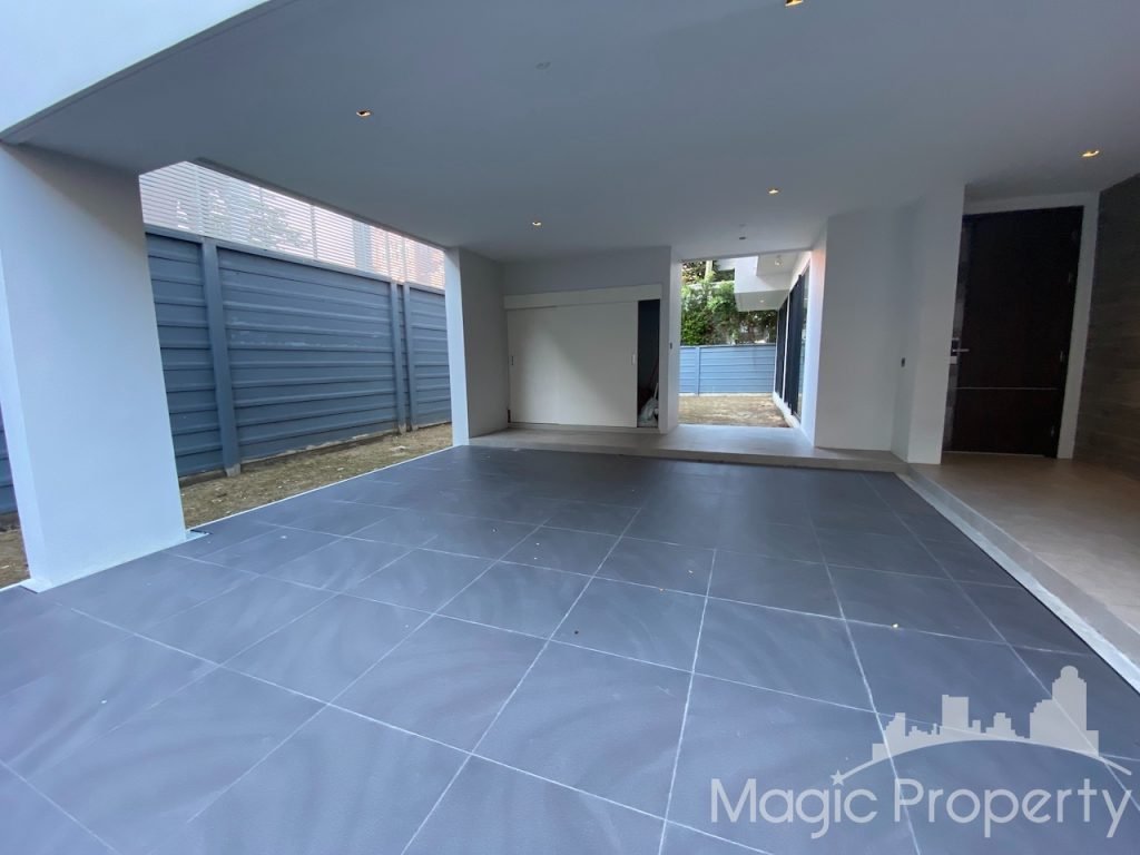 5 Bedrooms Single House For Rent in Parc Priva Single House Project. Located at Thiam Ruam Mit Road, Huai Khwang, Bangkok 10310, Thailand