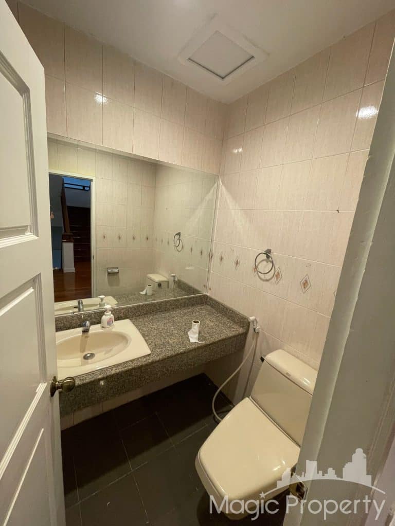 Property Image – Lotus Point Elegant Townhouse For Rent