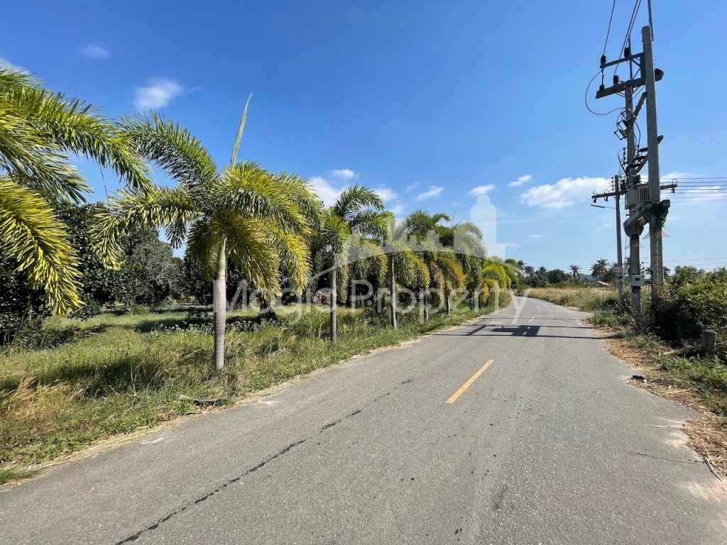 2-1-68 Rai-Ngan-Sq.wah Land for Sale in Bang Sare. Located at Soi Kan Sut, Bang Sare Subdistrict, Sattahip District, Chonburi 20250, Thailand