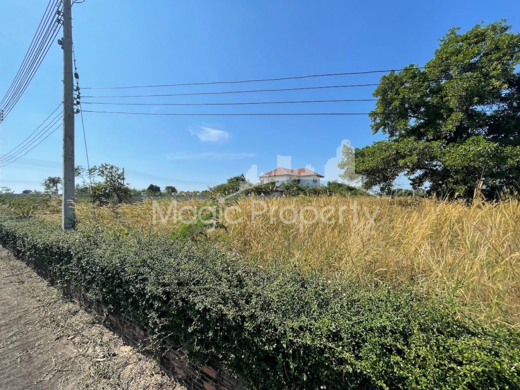 2-1-68 Rai-Ngan-Sq.wah Land for Sale in Bang Sare. Located at Soi Kan Sut, Bang Sare Subdistrict, Sattahip District, Chonburi 20250, Thailand