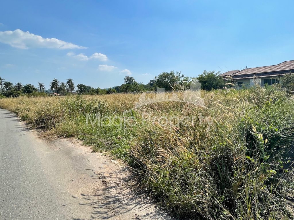 2-1-68 Rai-Ngan-Sq.wah Land for Sale in Bang Sare. Located at Soi Kan Sut, Bang Sare Subdistrict, Sattahip District, Chonburi 20250, Thailand