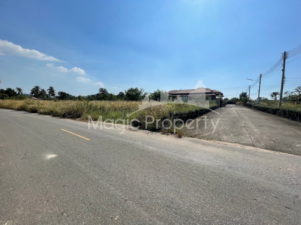 2-1-68 Rai-Ngan-Sq.wah Land for Sale in Bang Sare. Located at Soi Kan Sut, Bang Sare Subdistrict, Sattahip District, Chonburi 20250, Thailand