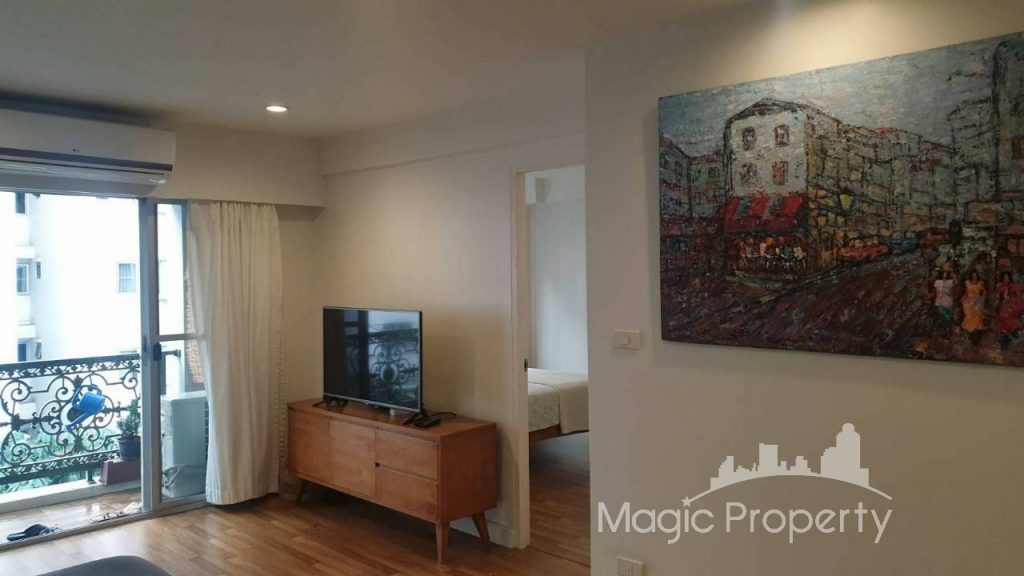 2 Bedroom For Sale in Brighton Place Condominium. Located at Rama 9 road, Khwaeng Bang Kapi, khet Huai Khwang, Bangkok 10310