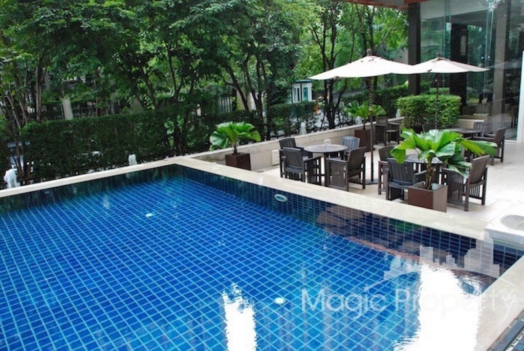 Studio for Sale in The Address Chidlom. Located at Phloen Chit Rd, Lumphini, Pathum Wan District, Bangkok 10110...