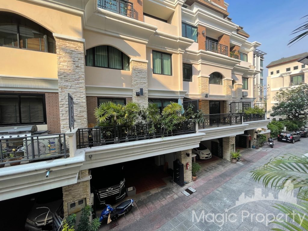 3 Bedrooms Townhouse for Sale in Evanston Thonglor 25, Khlong Tan Nuea, Watthana, Bangkok
