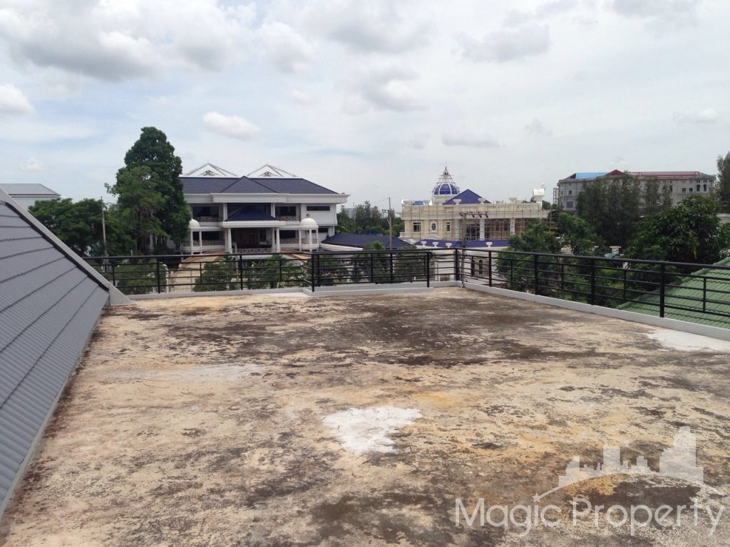 Property Image – House For Sale in Windmill Village Banga