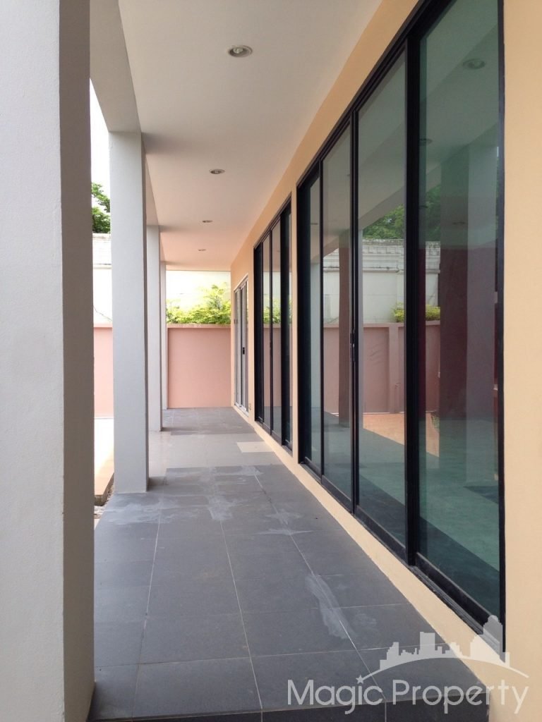 Property Image – House For Sale in Windmill Village Banga