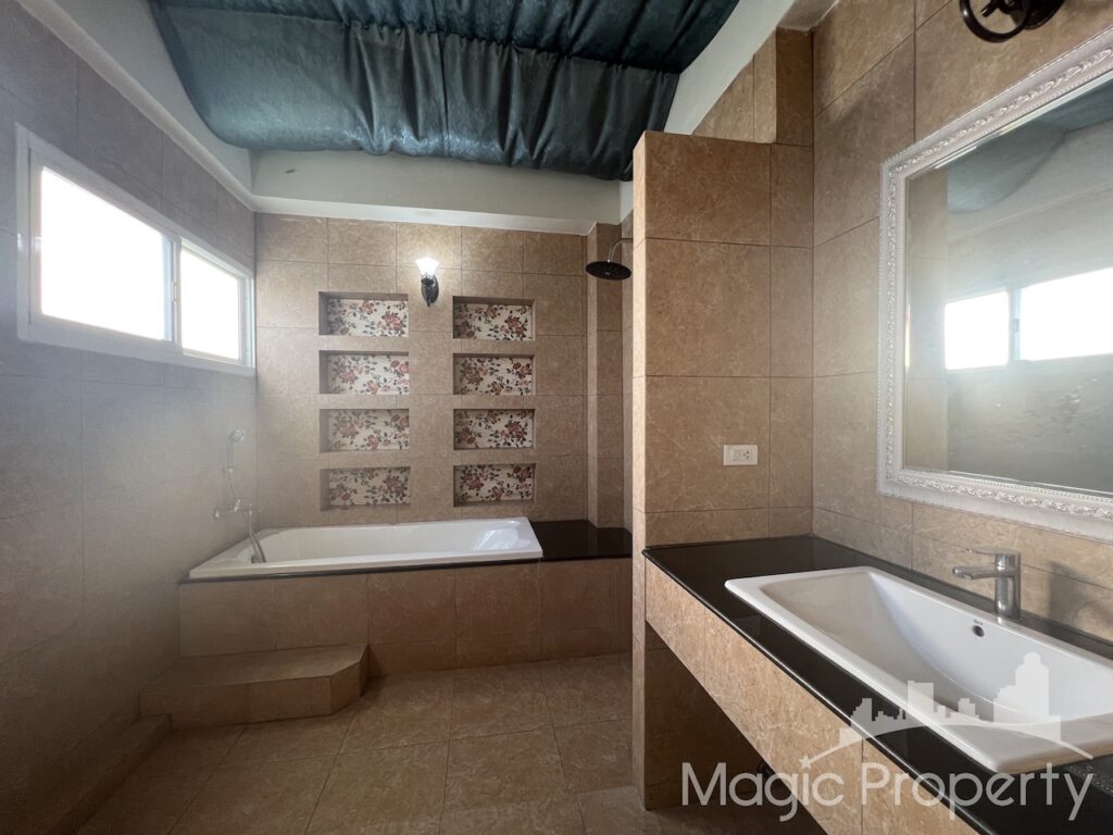 Property Image – House For Rent in Windmill Village Bangna