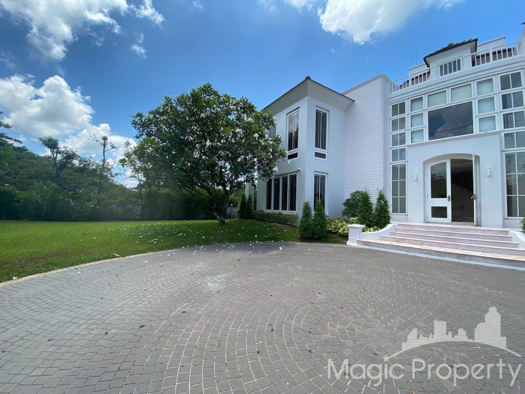 3 Bedrooms Single House For Sale in Lakewood Country Club, Bang Chalong, Bang Phli, Samut Prakan