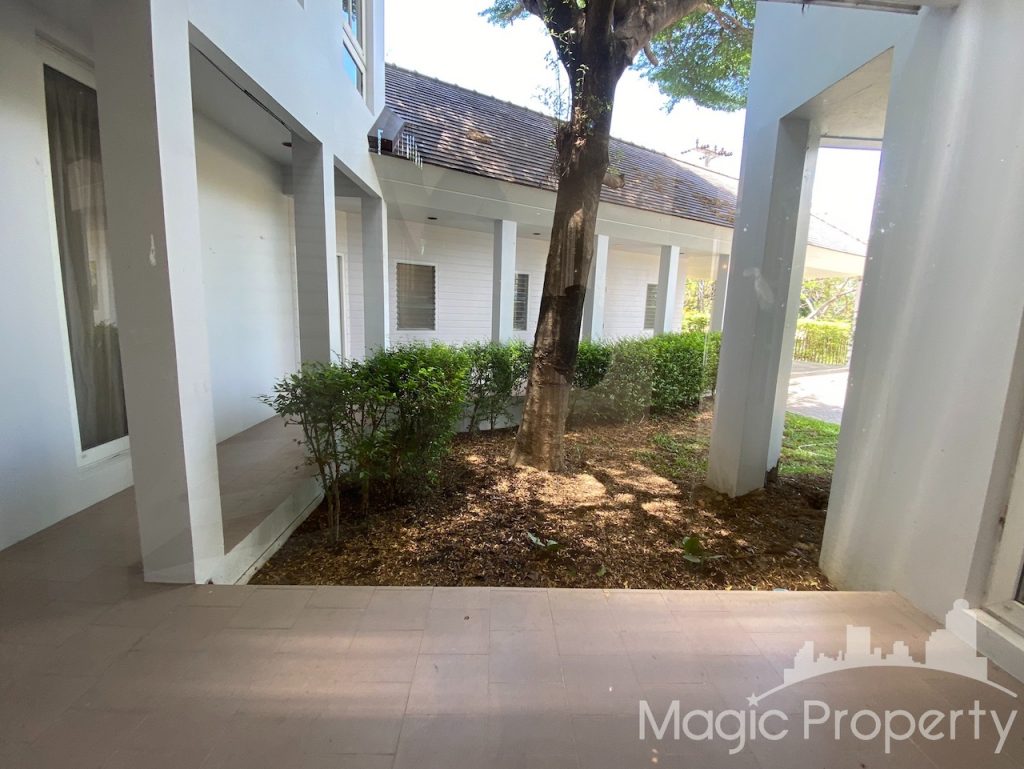 Property Image – House For Sale in Lakewood Country Club