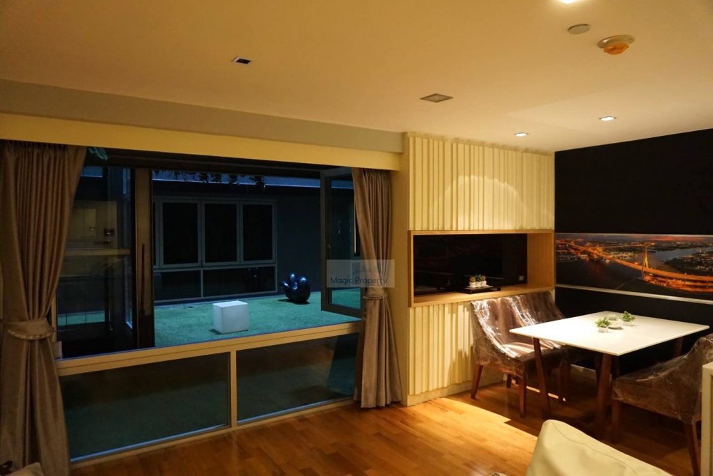 Property Image – Quad Silom Condominium