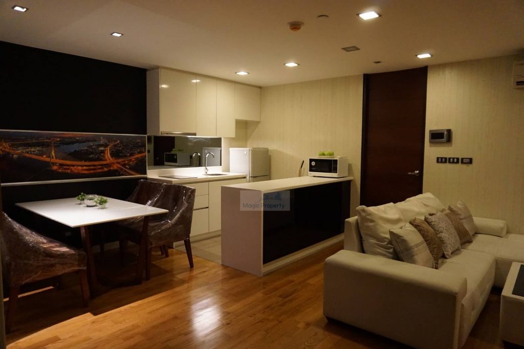 1 Bedroom Condominium For Rent in Quad Silom, Silom, Bang Rak, Bangkok. BTS Chong Nonsi is just 150 Meters....